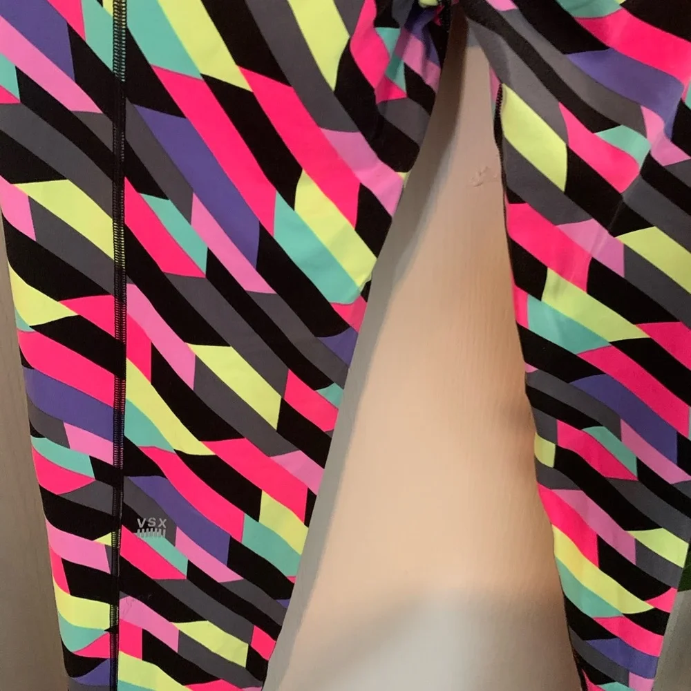 Victoria Secret Sport Tights - Picture 6 of 6